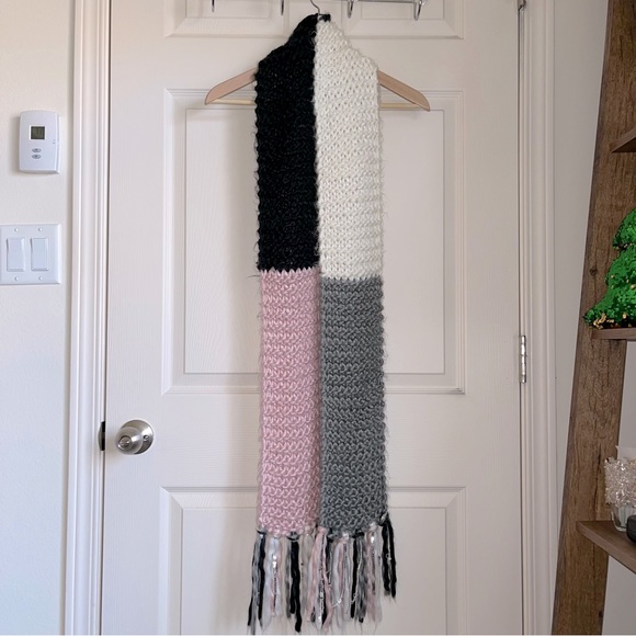 Joe Boxer Accessories - Color Blocked Pink, Black, Gray, & Off White Knit Scarf w/ Fringe & Sequins